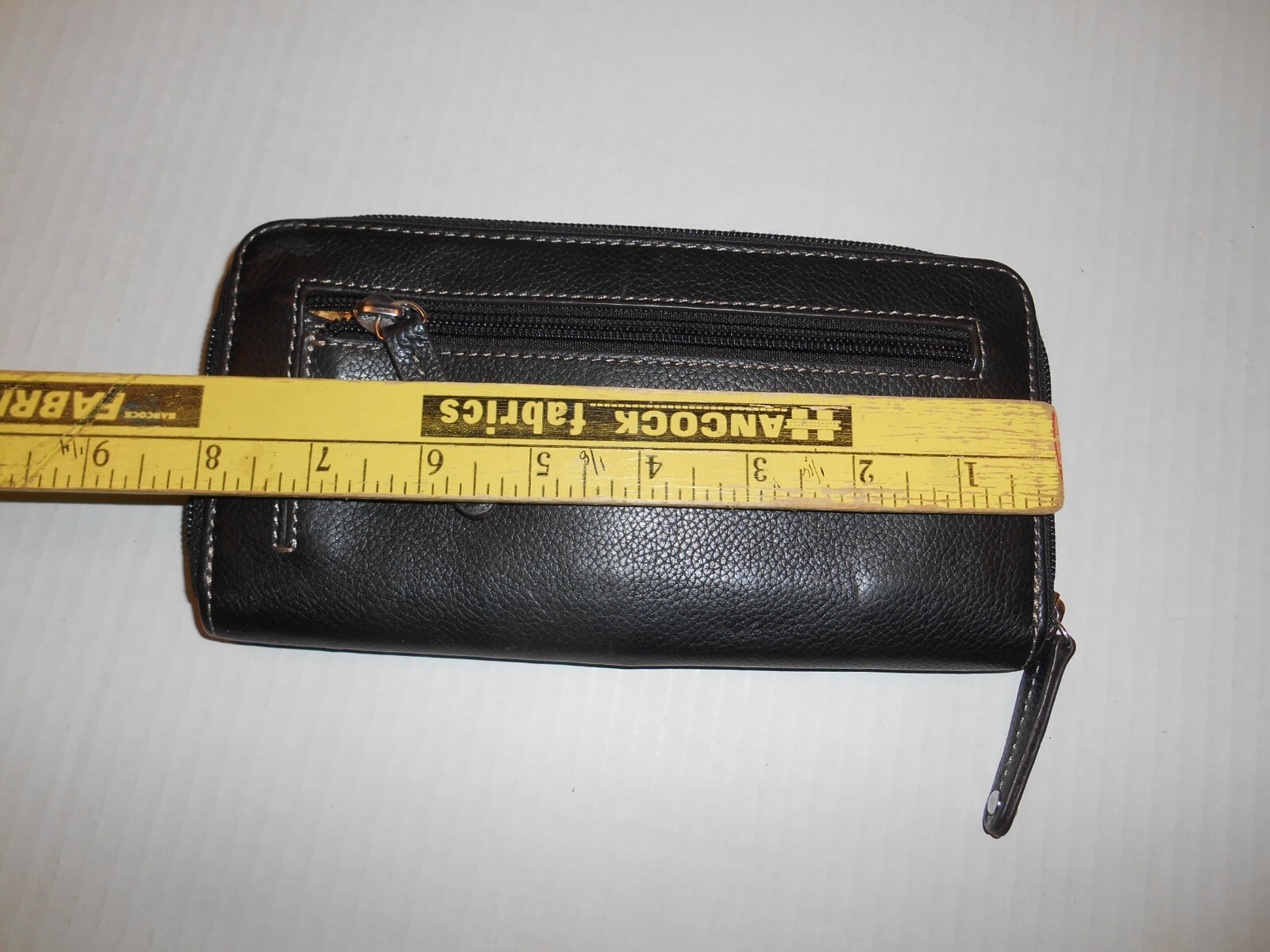 Tignanello Zip Around Clutch Wallet Womens Genuine Leather Black