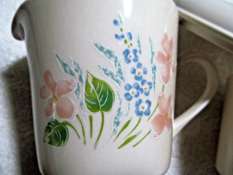 康宁角石 GLENORA 图案 8 盎司奶油和糖碗带盖花卉 — 第 2/4 张图片