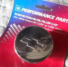 VNTG  Stock-UNUSED GM Chrome Chevy Bow-Tie Engine Oil Filler Cap/Proform 141-630
