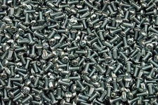 (2000) Phillips Pan Head 8-32 x 3/8 Machine Screws #8 Zinc