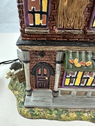 Dept 56 Halloween Critter's Pets & Pelts-#808986 Lighted & Sounds -No Box *Read - Picture 5 of 9