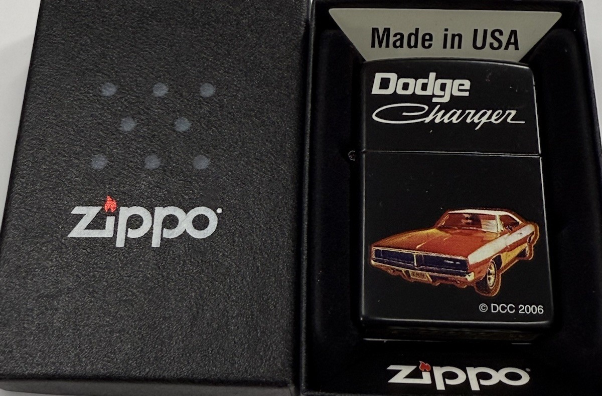 ZIPPO 2006 DODGE CHARGER 1969 LIGHTER SEALED IN BOX D213