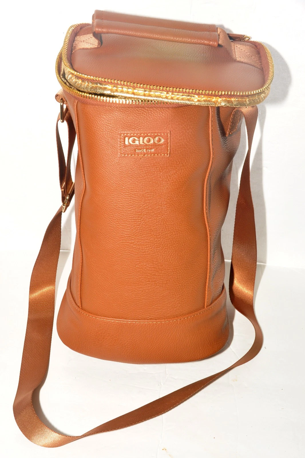 Igloo Luxe Insulated Cooler Bag Brown Faux Leather with Strap & Gold Lining