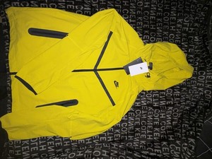 nike tech fleece yellow and black