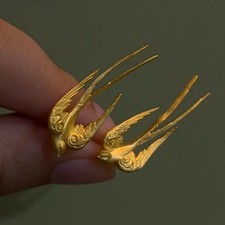New Gold Plated Flying Bird Stud Earrings Dunhuang Cloud Ruyi Swallow
