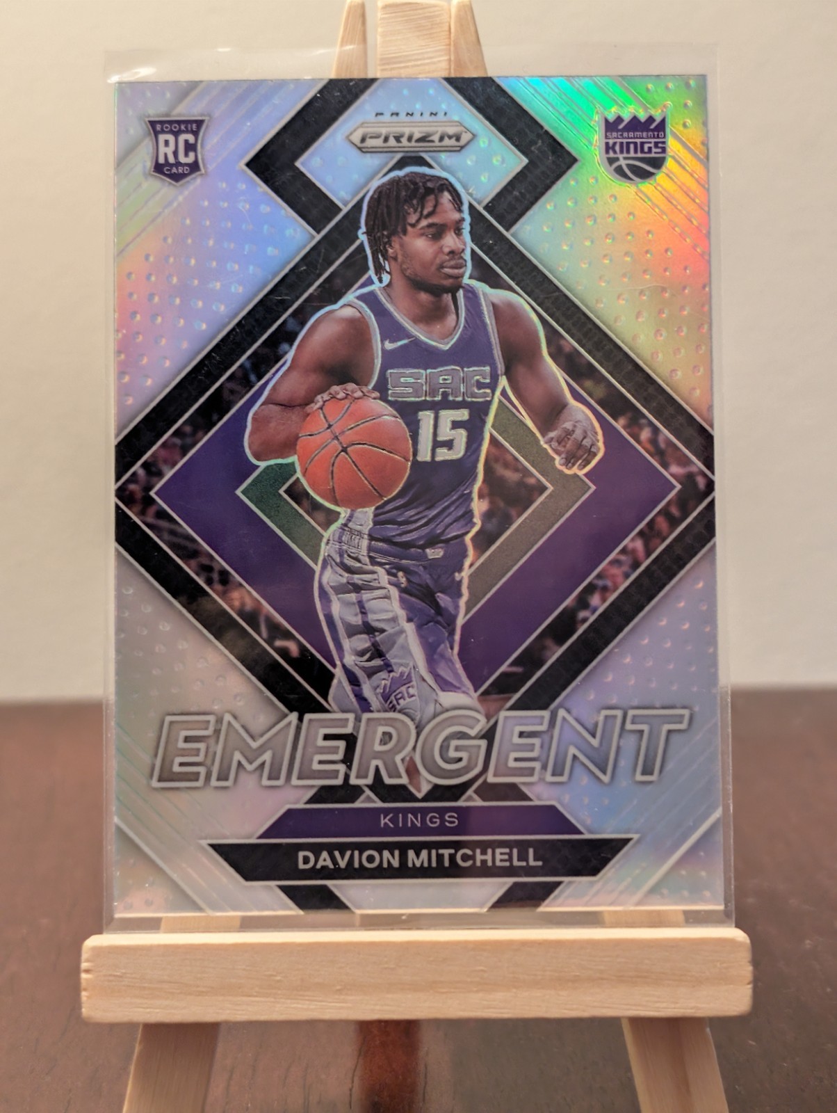 Davion Mitchell 2021-22 Panini Prizm Emergent Silver Prizm RC #25 Kings