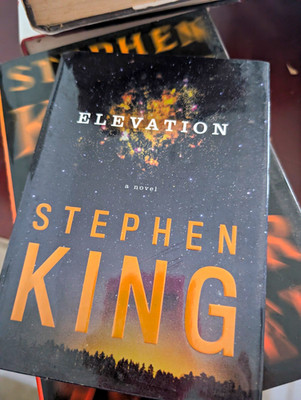 Stephen King Elevation hardcover fiction novel w/ dust jacket Scribner 2018