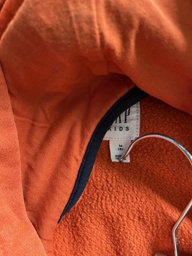 Felpa con cappuccio GAP arancione tasca frontale e dettaglio motivo applique navy età 8 anni - Foto 3 di 24