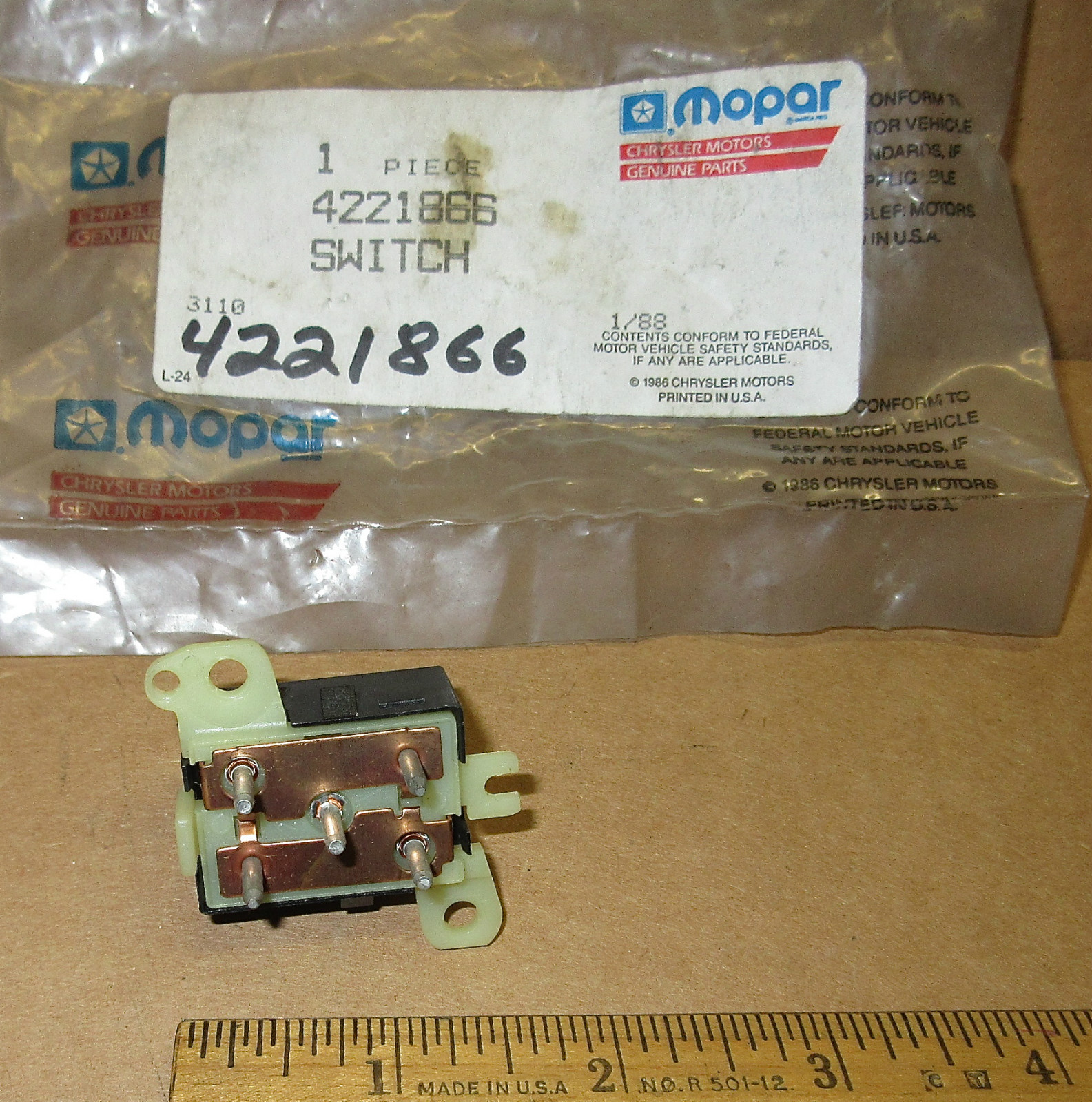 Mopar power door lock switch 1986 Chrysler Dodge Plymouth 4221866 NOS