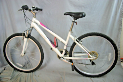 2005 Nishiki Pueblo MTB Bike 15.5
