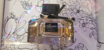 Flora by Gucci 1.6 oz 50 ml Toilette EDT 2 Piece GIFT SET RARE w