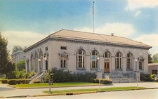 Frankfort IN US Post Office Has 12 City Route, 2 Parcel Post & 7 Rural Rts 1950s