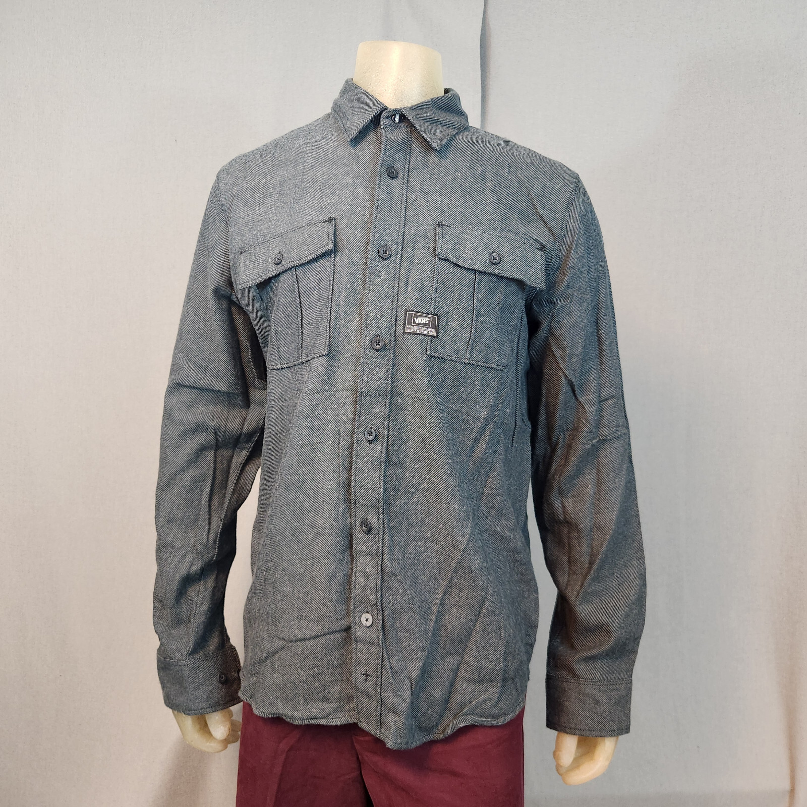VANS Solid Gray Shirt MEDIUM Collared w Pockets L… - image 1