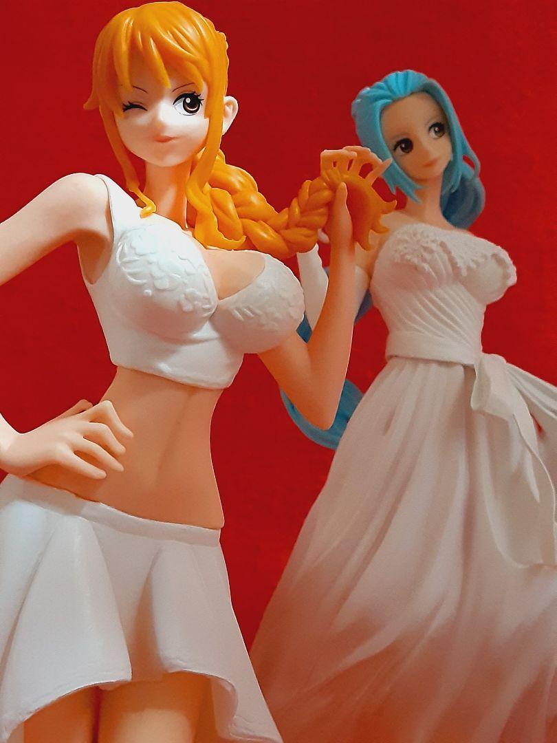 ONE PIECE WEDDING Figure Nami & Vivi Figure Set Of 2pc F/S FEDEX