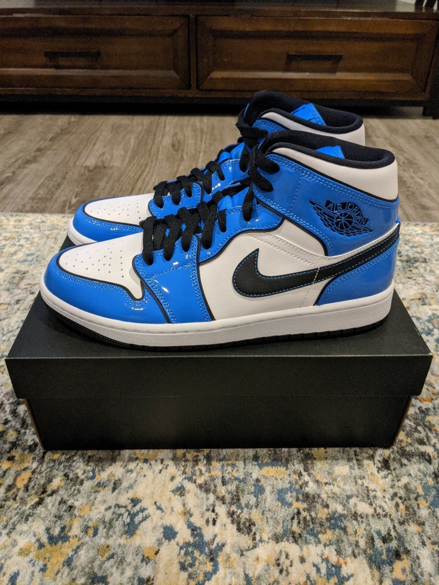 Men’s size 9 air Jordan signal blue shoes Jordan 1 Mid SE  main image 3