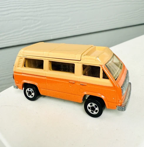 Hot Wheels Blackwall 1981 Sunagon VW Camper Volkswagen Westfalia Van Bus