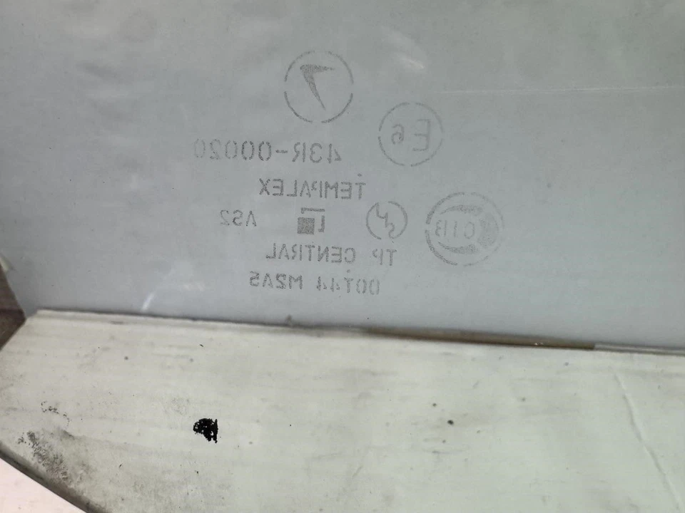 Subaru Forester 1998-2002 pasajero puerta trasera derecha vidrio OEM Foto 2 de 4