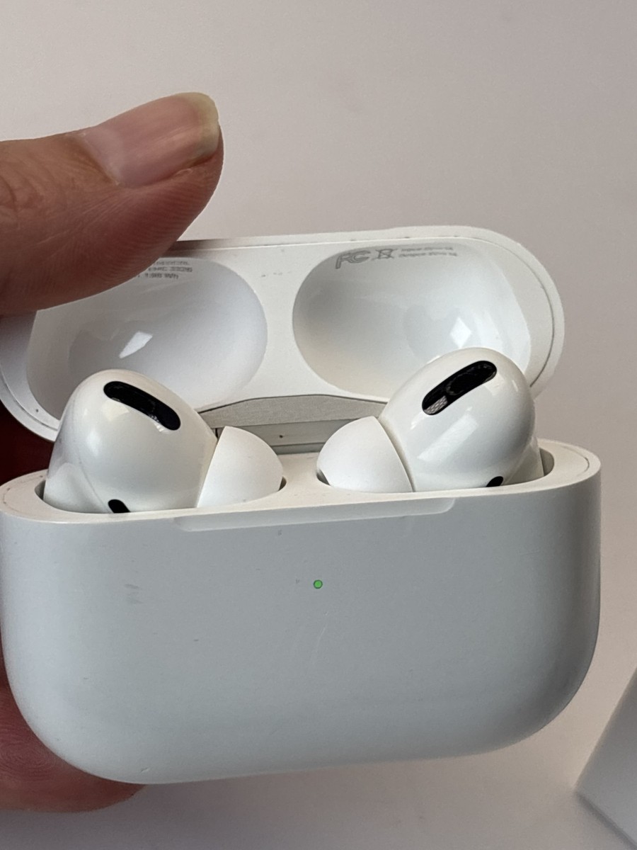 Apple　第一世代　AirPods Pro 　A2190　管理ナンバー1392 Apple (アップル) AirPods Pro(第1世代) A2190｜トレファクONLINE