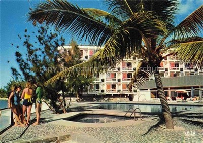 Mauritius Ile Maurice Hotel-Merville Pool Palm Trees Bather Bikini Sea Beach S