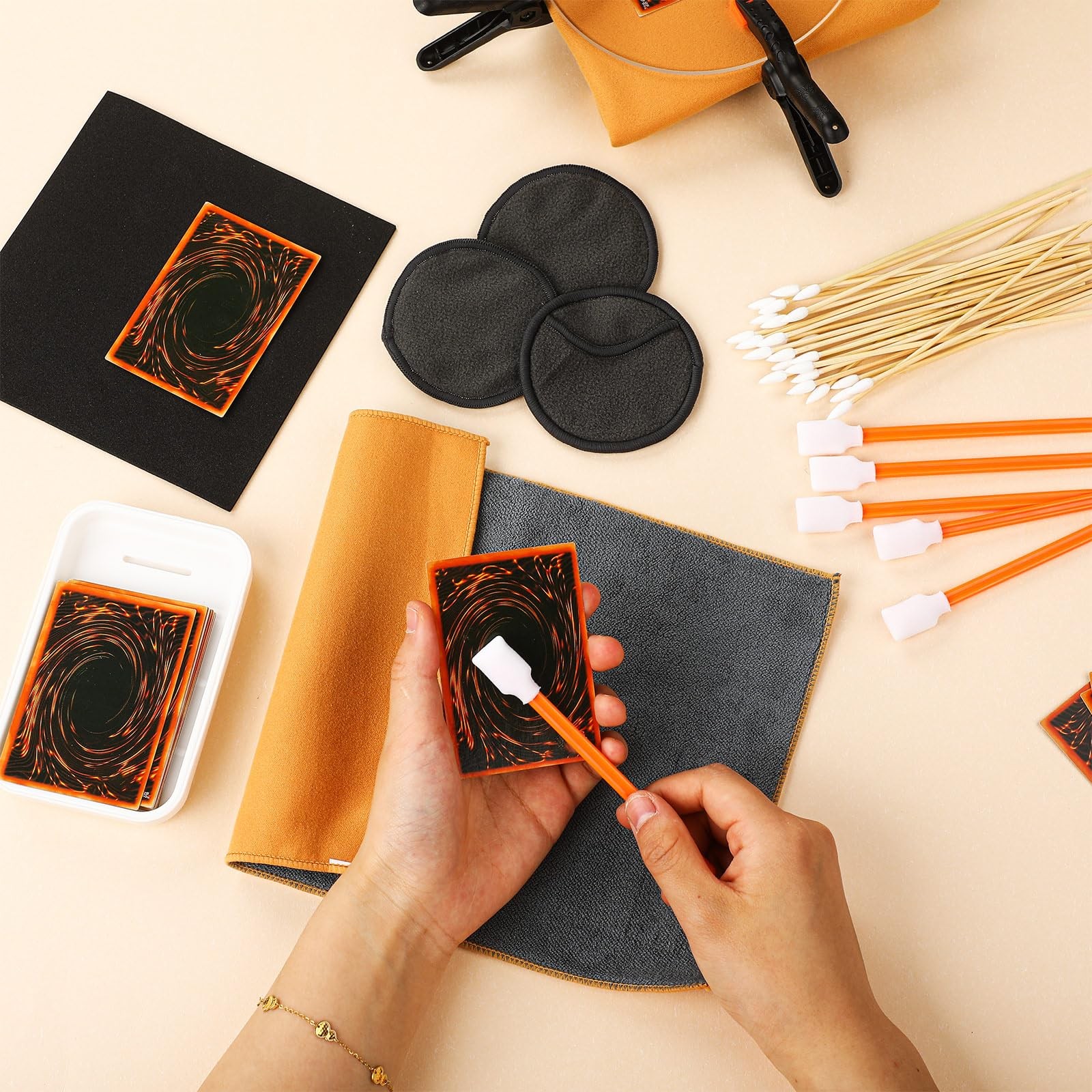 Trade Card Flattening Cleaning Kit  for TCG Collectors Collectible Protect 228Pc