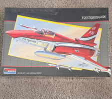 Monogram F-20 Tigershark 1:48 Airplane Kit Pl...
