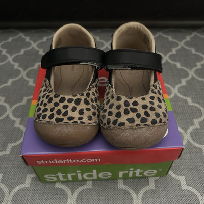 Stride Rite Girls Mary Jane Casual Shoes Size 5 Leopard Leather Hook & Loop M
