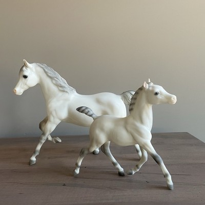 Breyer Spirit of the East Alabaster Running Mare and Foal 1994 JCPenney SR