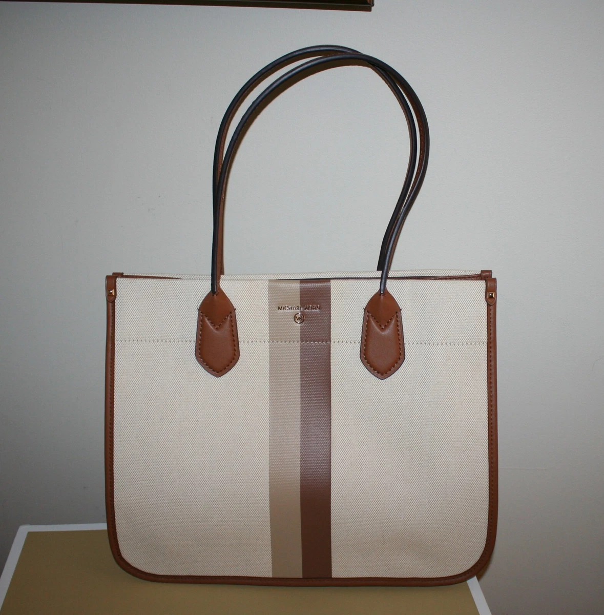  Michael Kors Heidi Large Tote Fawn One Size : Clothing, Shoes &  Jewelry