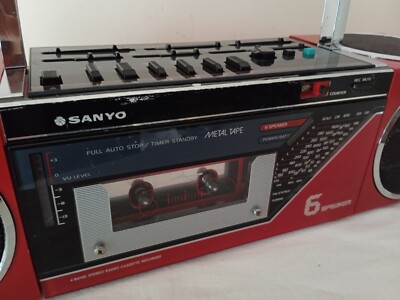 SANYO M7740L VINTAGE RADIO-CASSETTE PLAYER | eBay