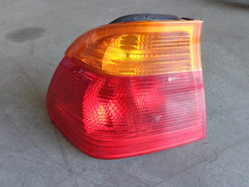 Rückleuchte hinten links BMW E46 3er Bj. 98-00 Rücklicht Limousine
