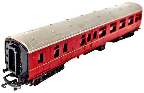 Tri-ang Railways T. 83 Maroon Mainline Brake 2nd Coach TT Gauge W. 53111 Boxed | Zustand: Used