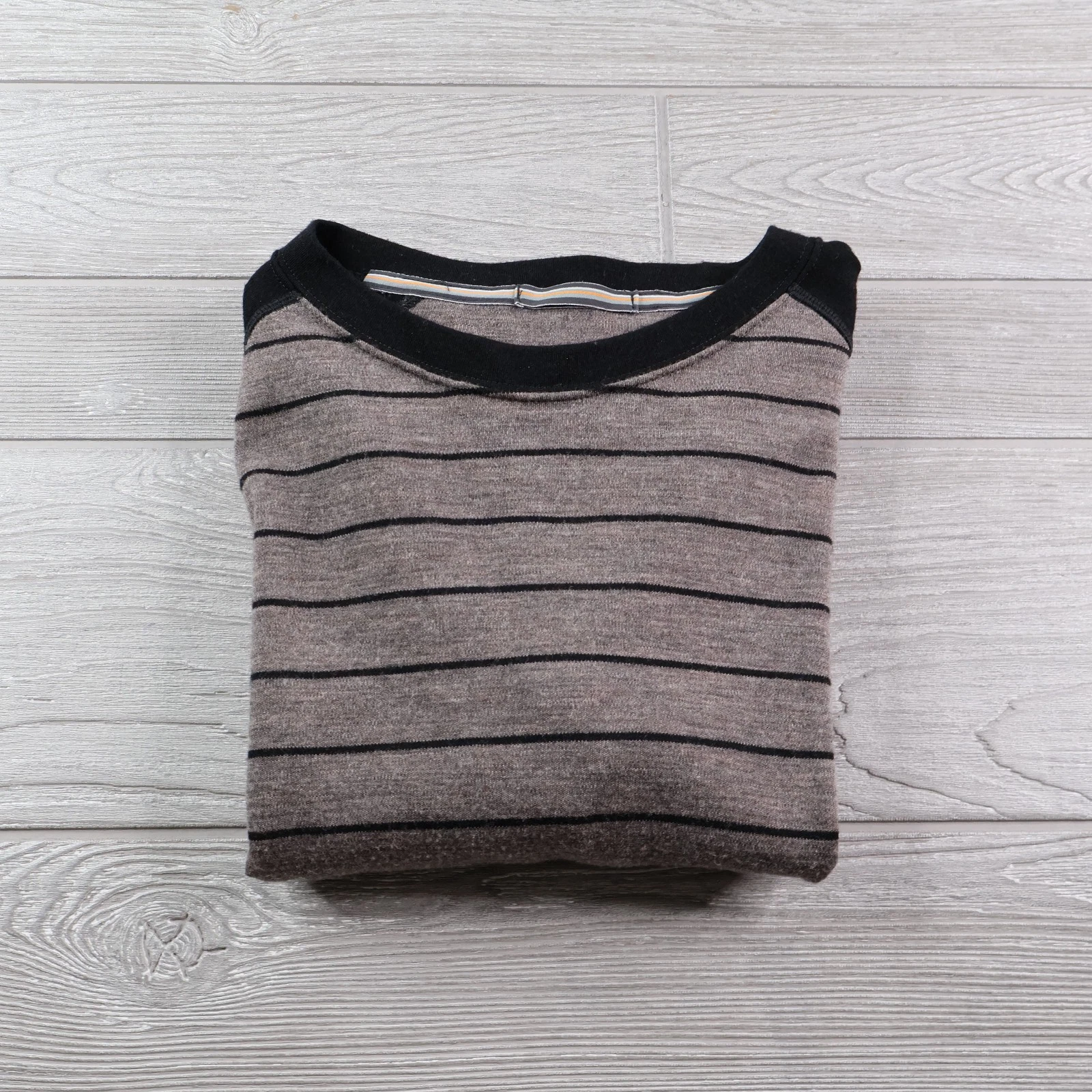 Smartwool Base Layer Shirt Men's Medium Gray Striped Long Sleeve Merino Wool
Opens in a new window o