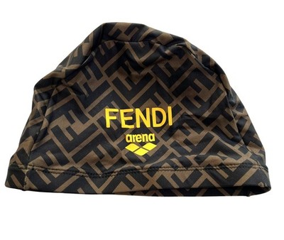フェンディ FENDI スイムゴーグル＆キャップ セット 帽子 FOL525 Arenaコラボ 水泳 スポーツ スイミング ズッカ ロゴ 雑貨 プラスチック ブラック 未使用 s-l400.jpg
