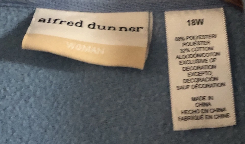 Alfred Dunner Women’s Sz 18W Plus Full Zip Embroidered Side Pocket Fleece JACKET - Image 3 of 4