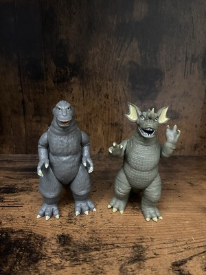 Super 7  Monster Island Blind Box Toho Reaction Godzilla and Baragon mint!