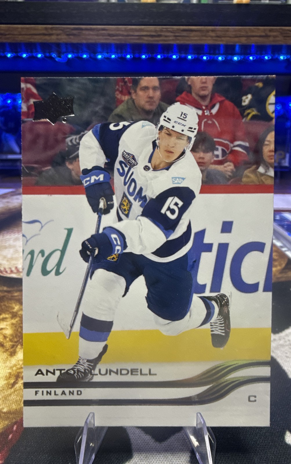 2025-26 Upper Deck Extended Series Anton Lundell #667 Finland 4 Nations Face-Off