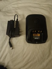 Motorola PMPN4137A Impress Single Unit Charge Base. 
