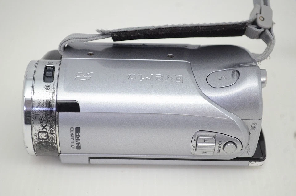 JVC Everio GZ-E220 Digital Video Camera Camcorder Silver w/ Case #251030i - Image 3 of 4