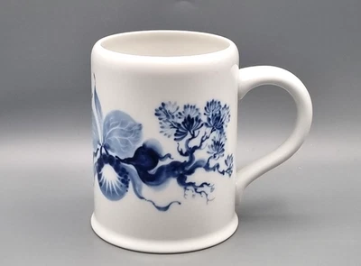 Meissen Porzellan Humpen Bierkrug Krug, H 14 cm, blaue Orchidee auf Ast, Rarität - Bild 1 von 4