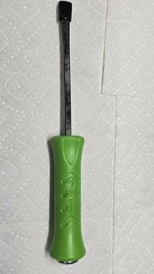 Snap-on Tools USA NEW GREEN 10'' Length Straight Blade Striking Prybar MPBS10AG