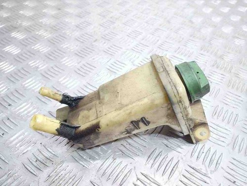 VW PASSAT B7 ALLTRACK 365 Behälter Servolenkungspumpe 8D0422373C 1.90 31400270