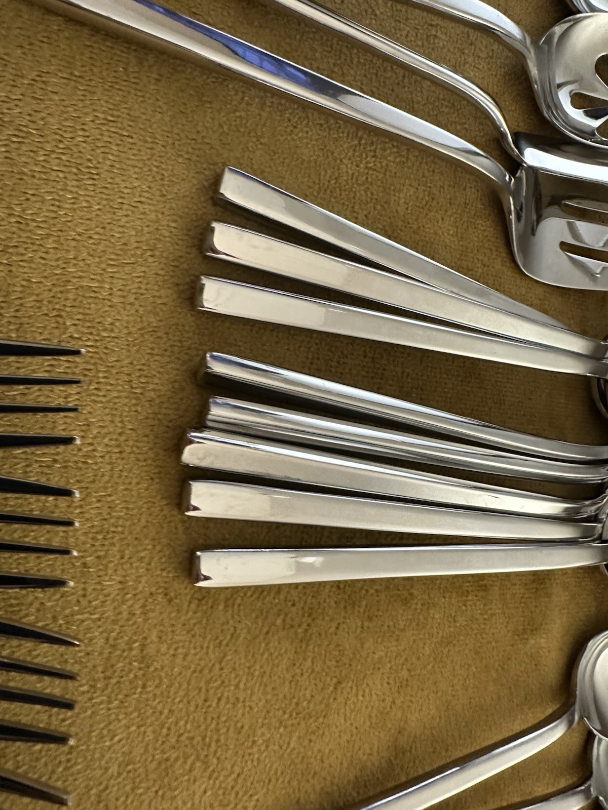 SERVICE FOR 8+ Serving Set Cambridge Chop Conversation 18/10 Stainless **MINT** thumbnail 12