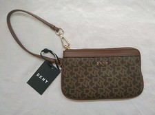 DKNY BRYANT SMALL WRISTLET