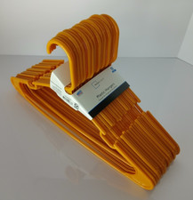Mainstays Plastic Clothing Hangers 18 Pack Mustard Dijon Dark Yellow Brand New