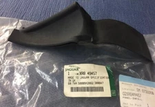 Genuine jaguar S-type RH Lower Wind Screen Infill Panel Finisher 99-08 XR849457