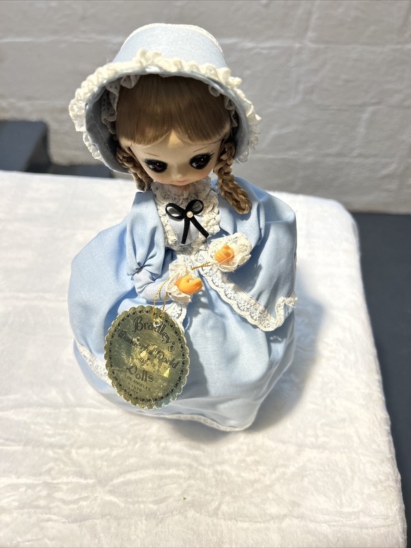 Vtg Bradlen Doll 1978 10”Original Dress
