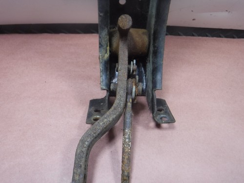 Montajes de pedal de embrague de freno Kaiser Jeep Wagoneer 1968 J2000 J3000 OEM - Imagen 4 de 15