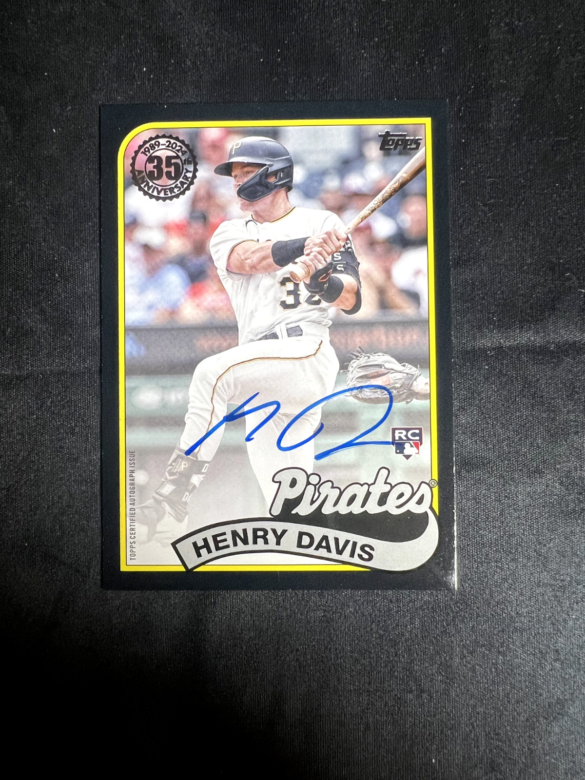 2024 Topps Update Henry Davis Rookie 1989 Auto Black /199 #89BA2-HD Pirates