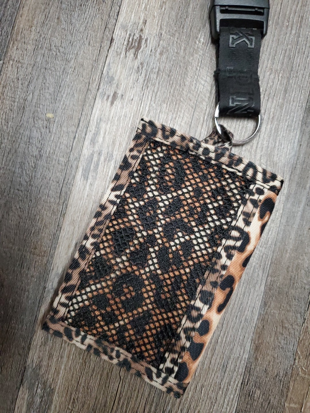 Victoria's Secret Pink Lanyard Bifold Wallet Mesh Leo… Gem