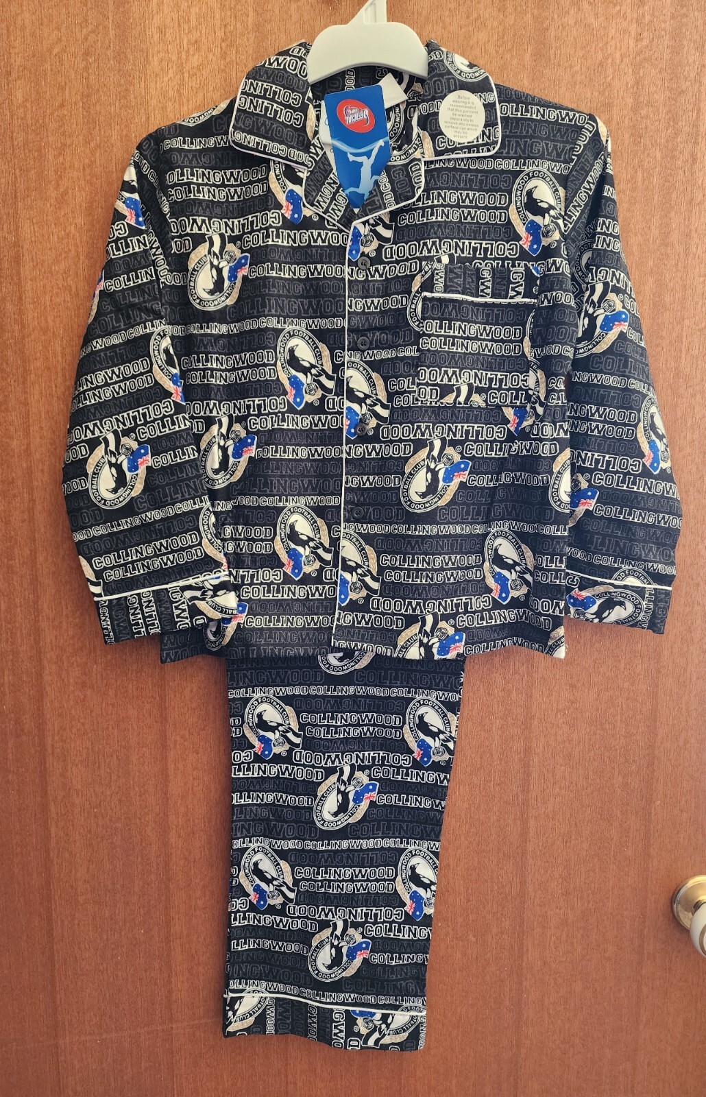 Picture 1 of 4